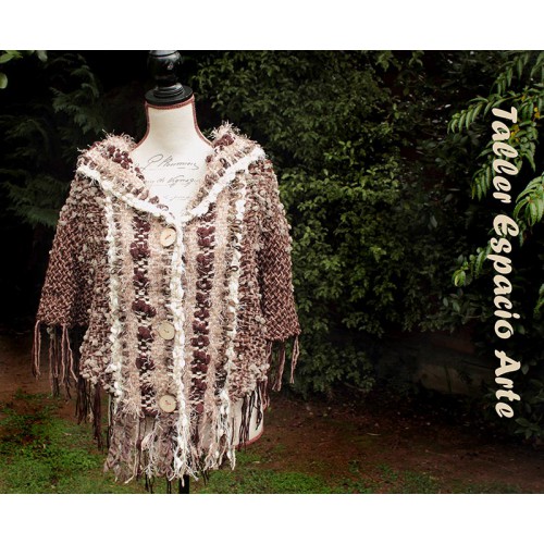 Poncho con botones