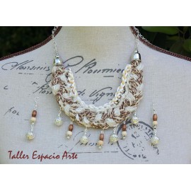 Collar corto con trenzas y Aros