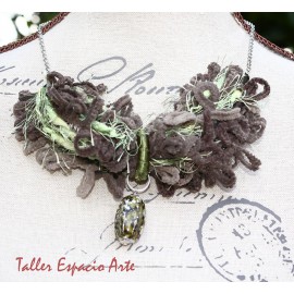Collar corto de lana sin Aros